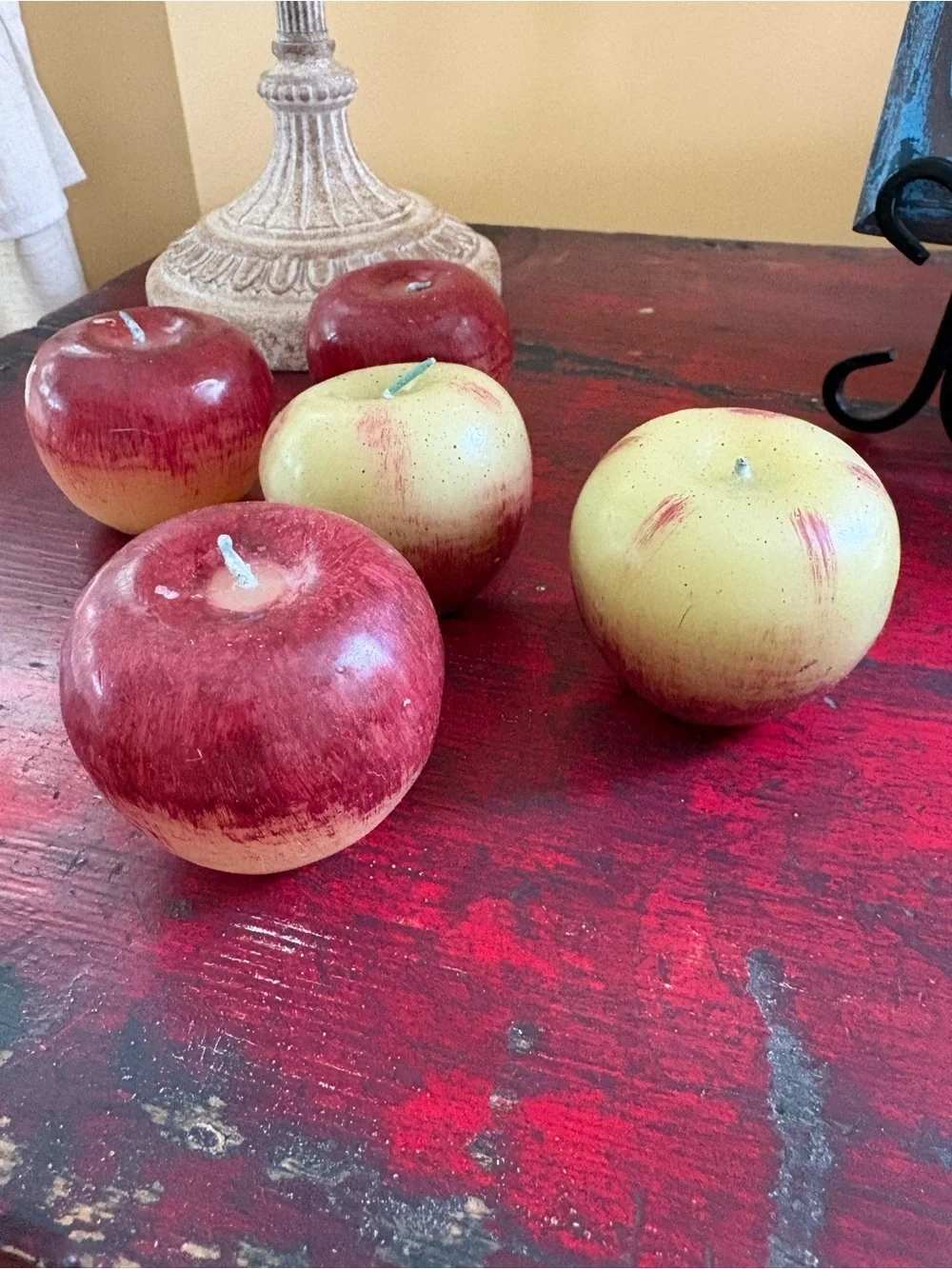🍎Realistic Decorative Apple Candles